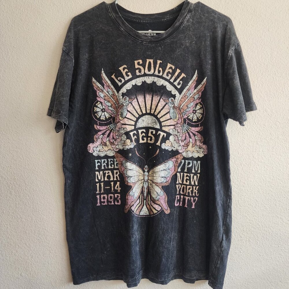 Hollister Shirt Womens Small Graphic Le Soleil Fest Butterfly Vintage Inspired T